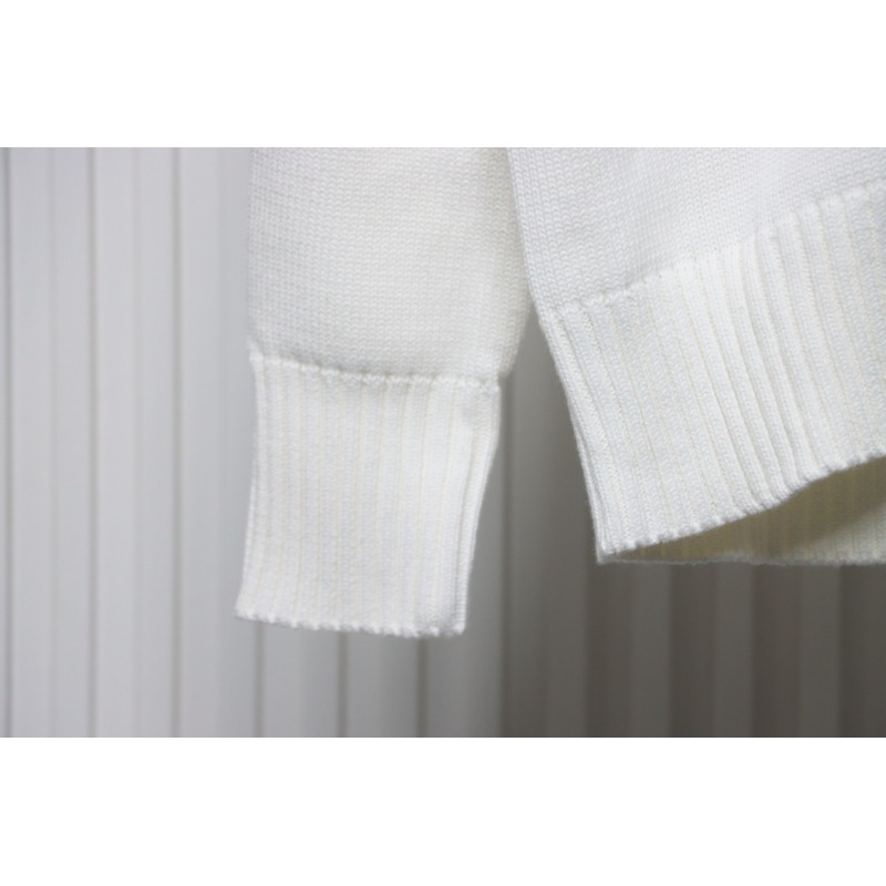 AMI PARIS 21FW Heart Embroidered Cardigan White
