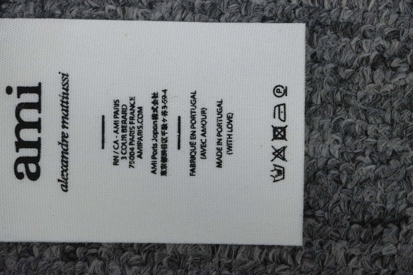 AMI PARIS 21FW Heart Embroidered Cardigan White