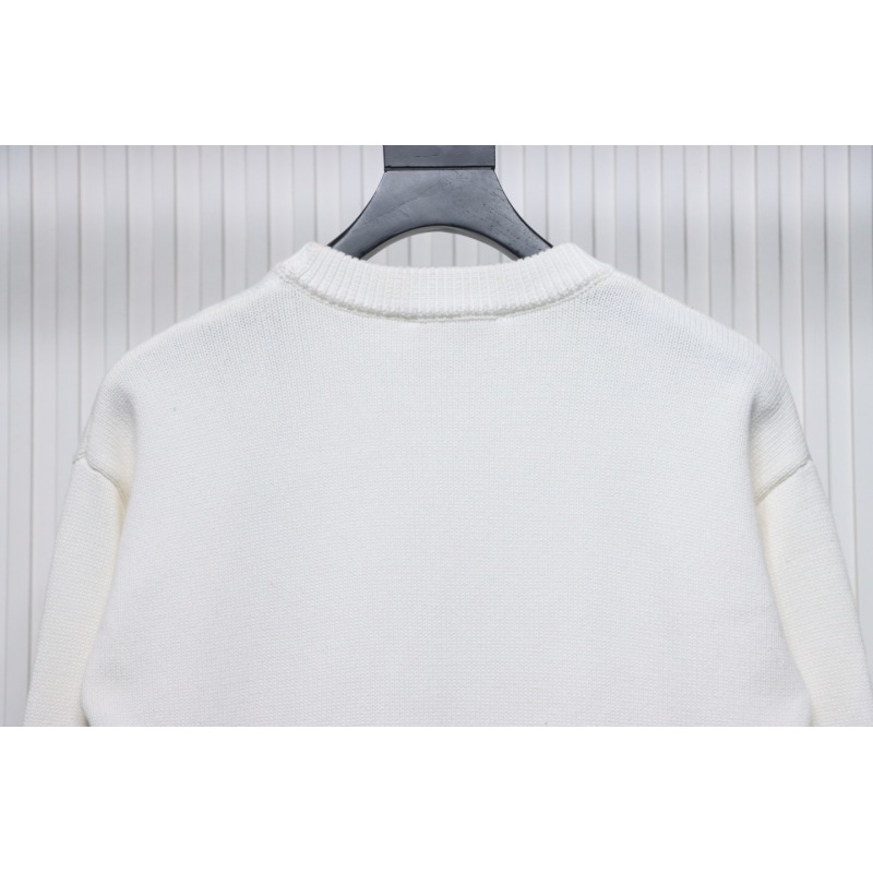 AMI PARIS 21FW Heart Embroidered Crew Neck Sweater White