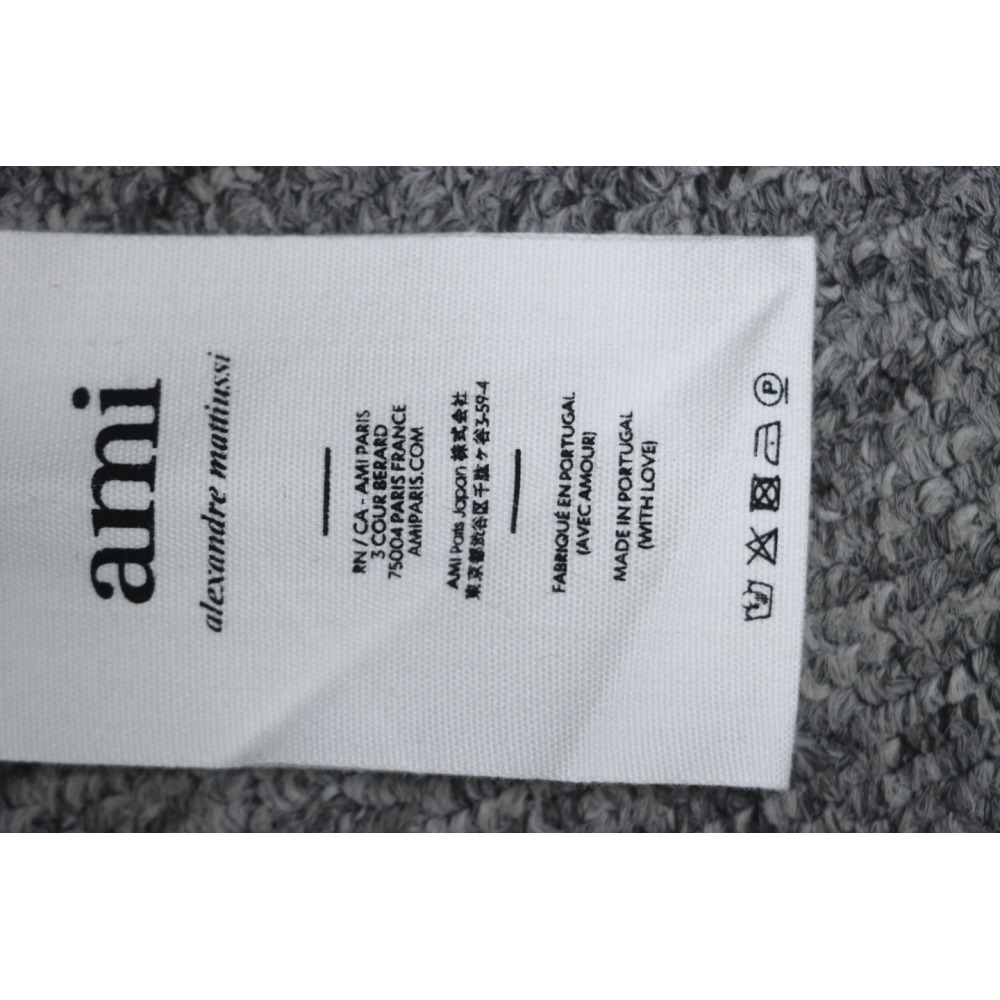 AMI PARIS 21FW Heart Embroidered Crew Neck Sweater Grey