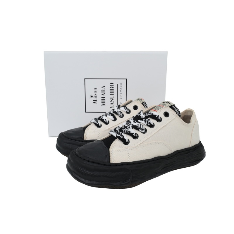 MIHARA YASUHIRO Canvas White Black