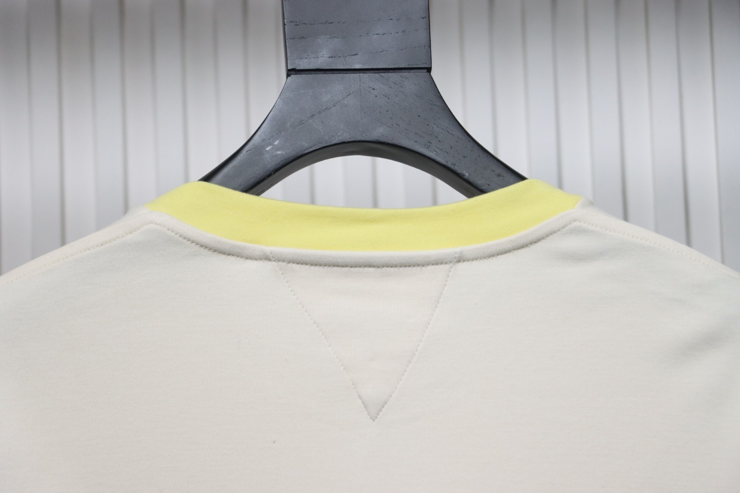 Bottega Veneta Patterned Collar Base Long sleeves Khaki