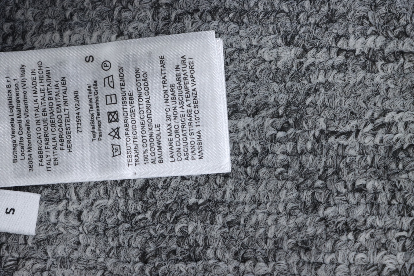 Bottega Veneta Patterned Collar Base Long Sleeves Black