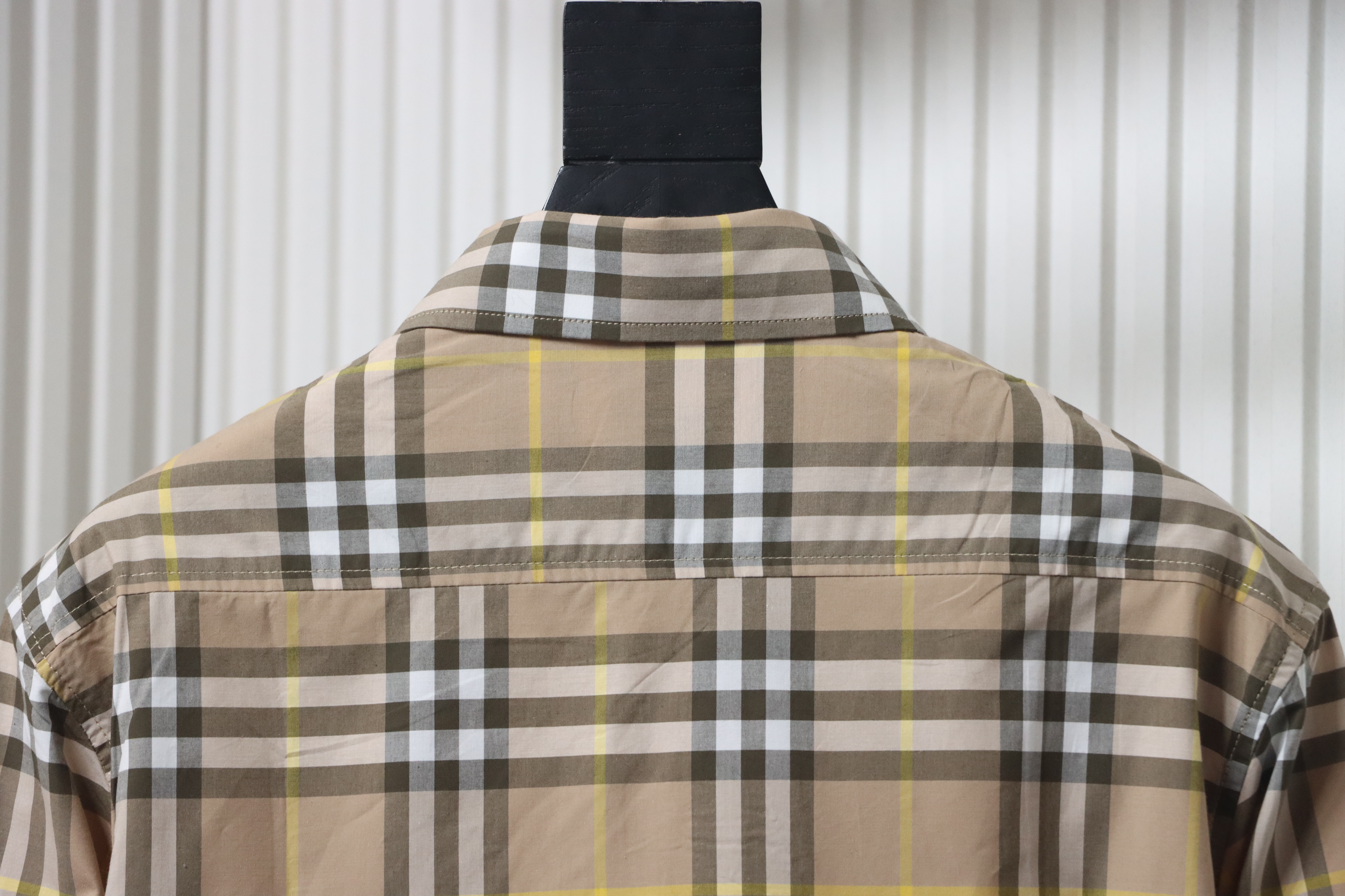 Burberry 25ss New Striped Shirt Brown