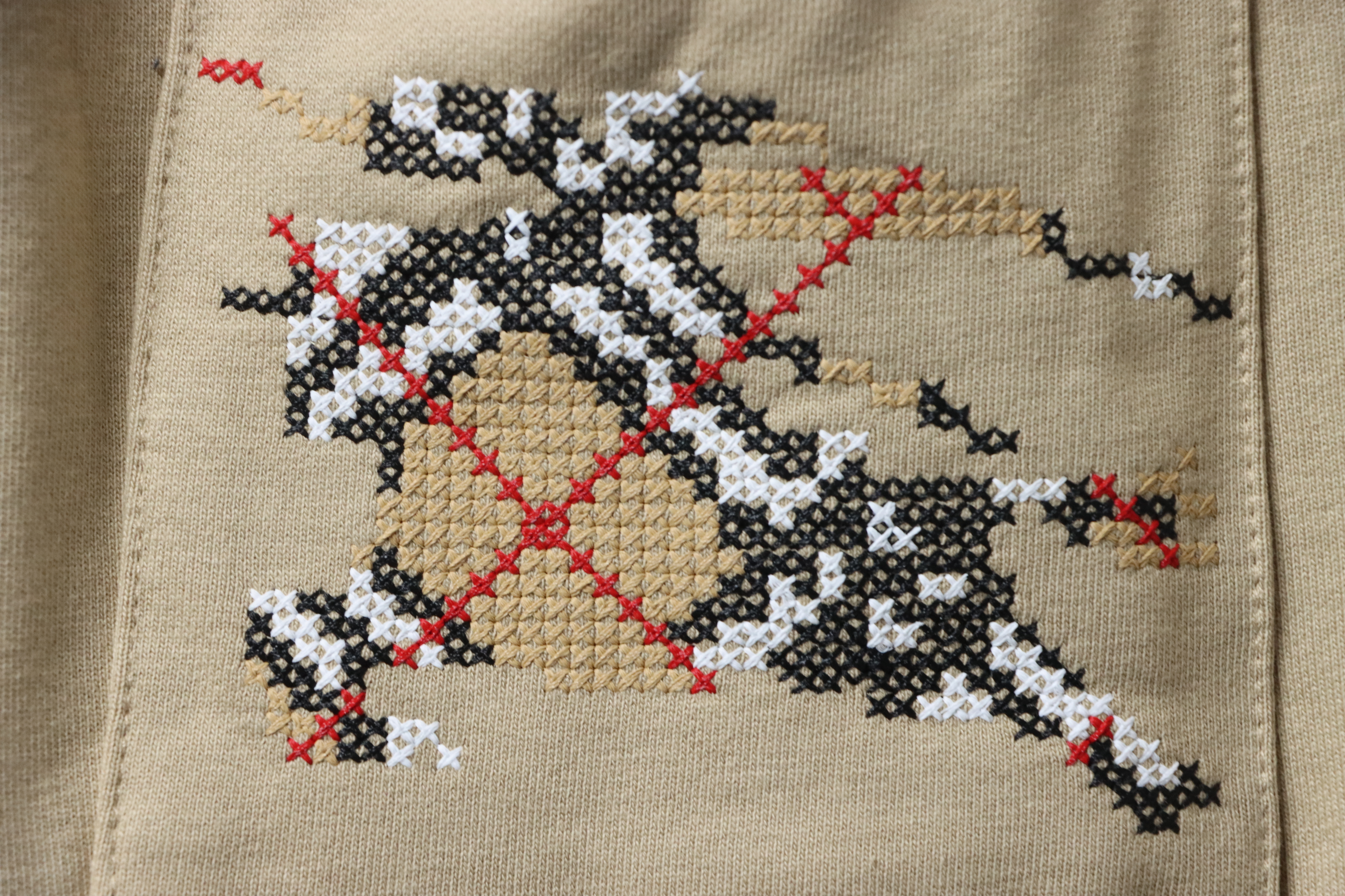 Burberry Warhorse Cross-Stitch Set Casual Pants Brown