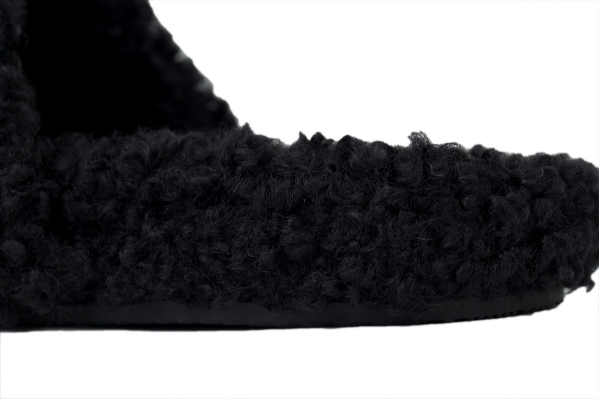 【Top PK Version】Balenciaga Black Furry Slides