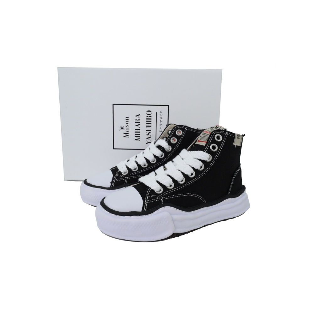MIHARA YASUHIRO High Gang Black And White NO.737