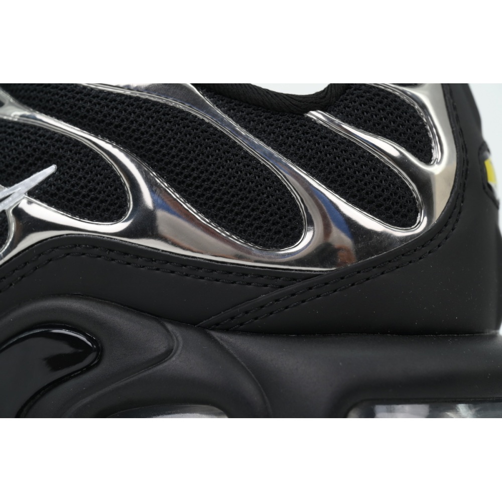 Nike Air Max Plus SE Black Chrome HJ9743-001