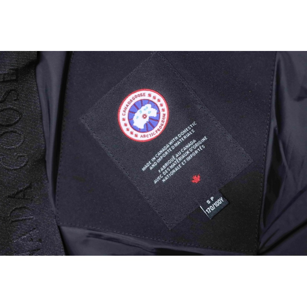 【TOP Version】Canada Goose Chilliwack Bomber Jacket Short Down Jacket PBI Black