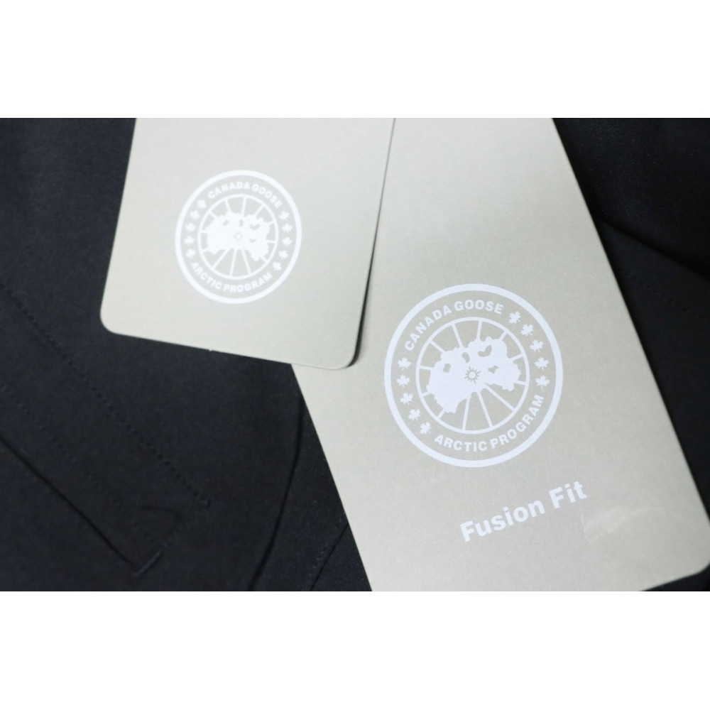 【TOP Version】Canada Goose Chilliwack Bomber Jacket Short Down Jacket PBI Black
