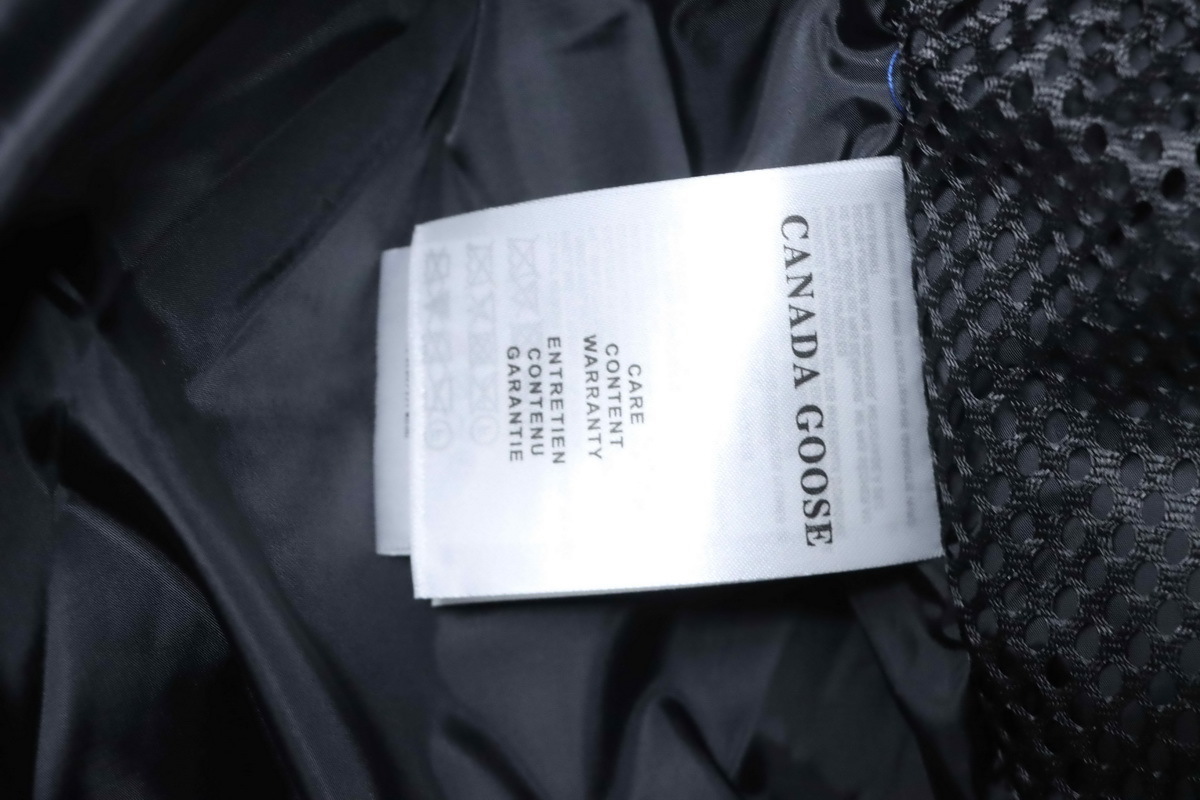 Canada Goose Chilliwack Bomber Jacket Short Down Jacket PBI Blue