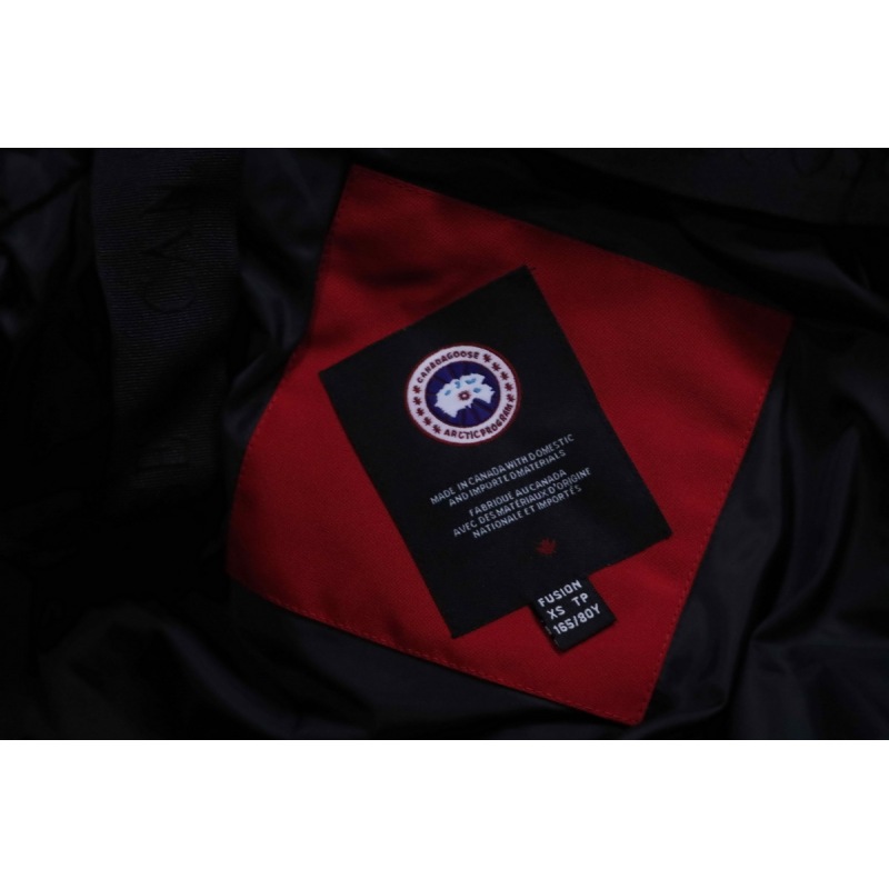 Canada Goose Chilliwack Bomber Jacket Short Down Jacket PBI Red