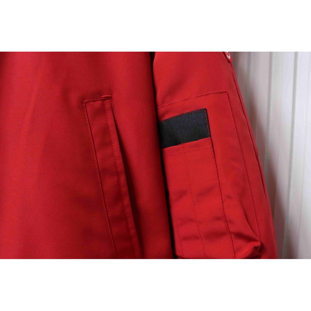 Canada Goose Chilliwack Bomber Jacket Short Down Jacket PBI Red