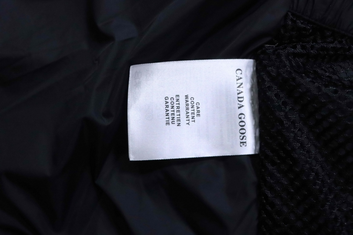 Canada Goose Chilliwack Bomber Jacket Short Down Jacket PBI White