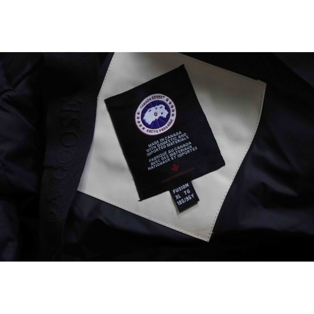 Canada Goose Chilliwack Bomber Jacket Short Down Jacket PBI White