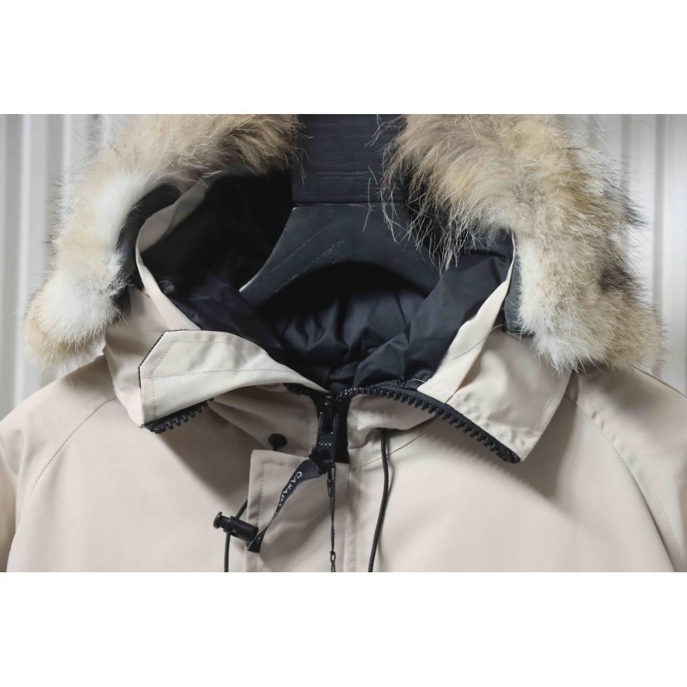 Canada Goose Chilliwack Bomber Jacket Short Down Jacket PBI White