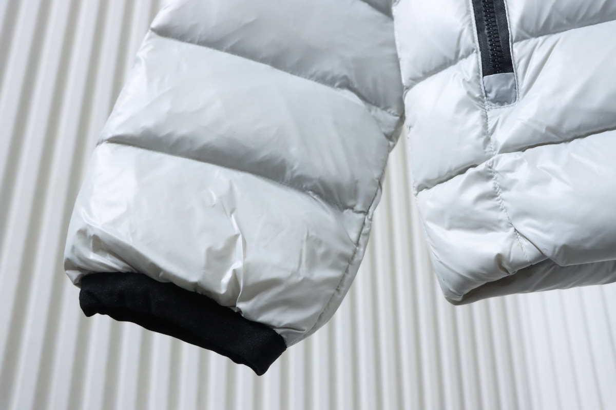 Canada Goose Crofton Slim-Fit Recycled Nylon-Ripstop Hooded Down Jacket White