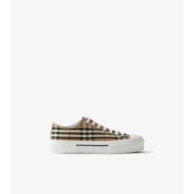 Burberry Check canvas sneakers 01