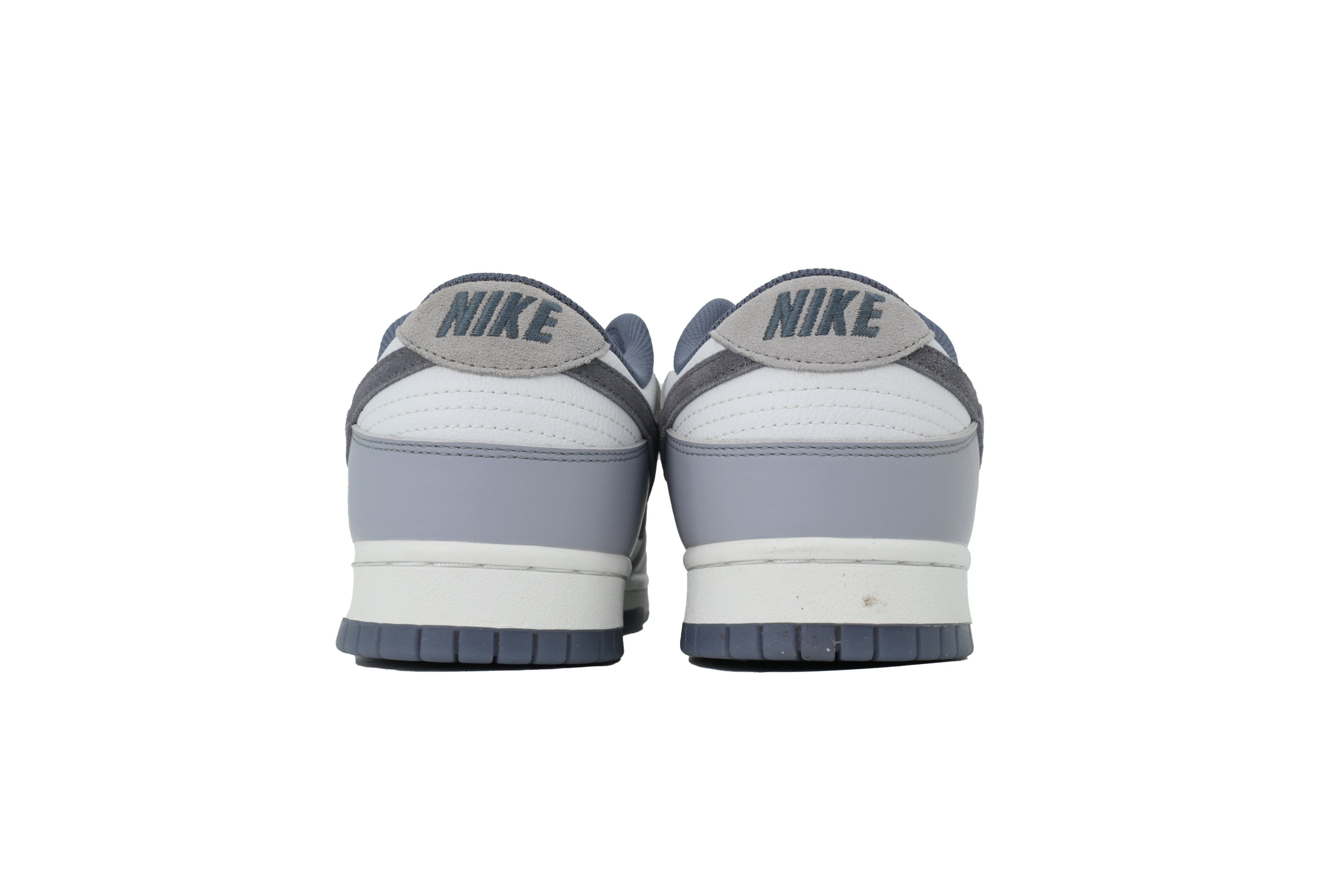 LJR Batch Nike Dunk Low SE 'Light Carbon' FJ4188-100