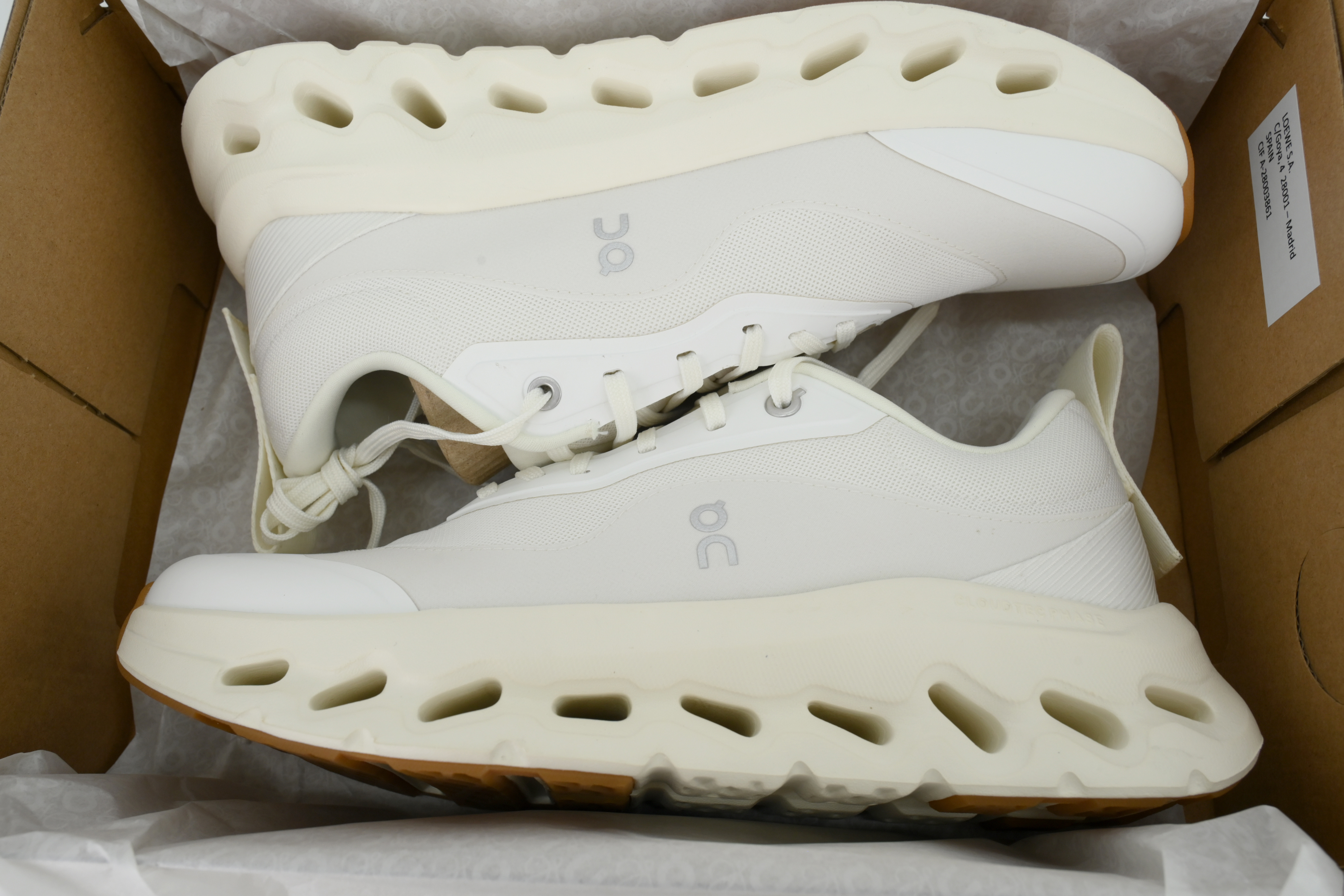 ON Loewe x Cloudtilt White