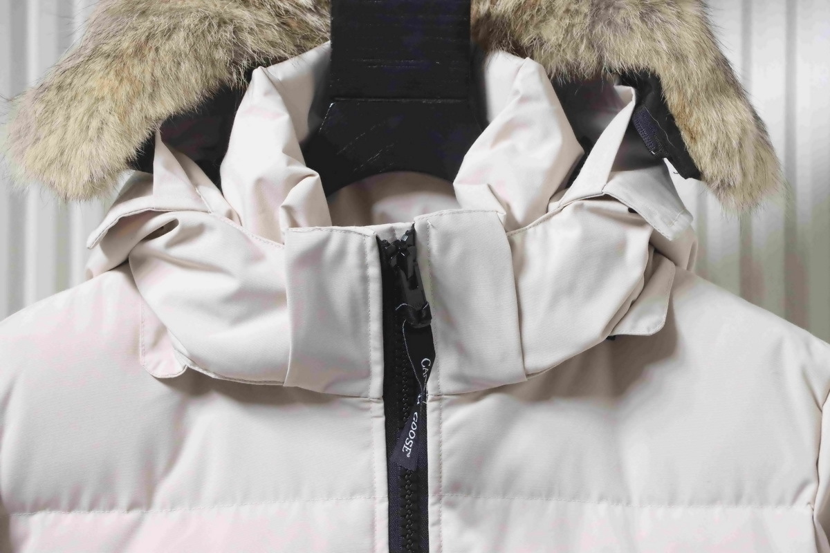  Canada Goose Mystique Parka Classic Long Disc White