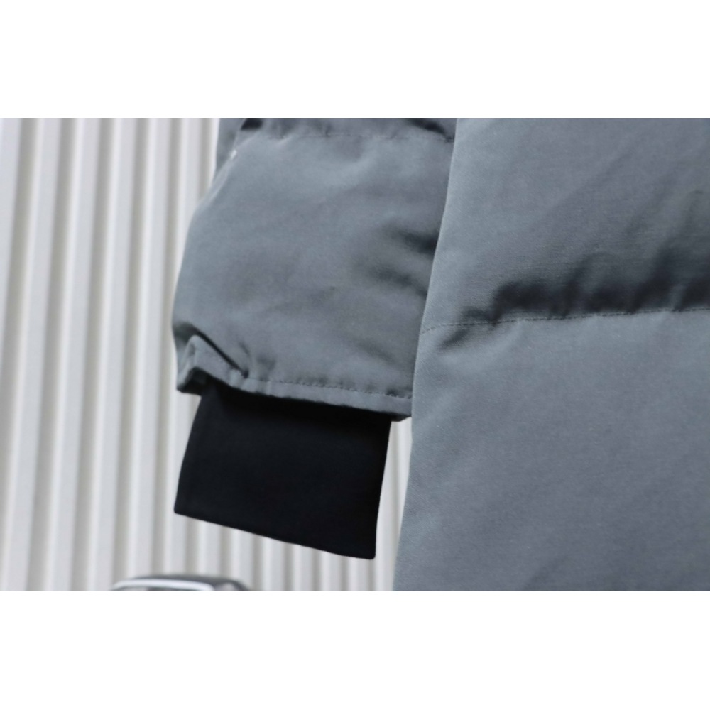 Canada Goose Mystique Parka Classic Long Disc Graphite