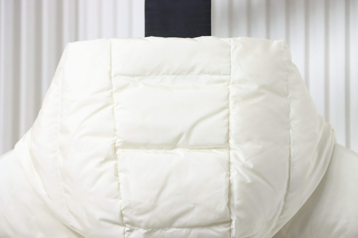 Canada Goose HyBridge Wide Quilt Knit Hoody White