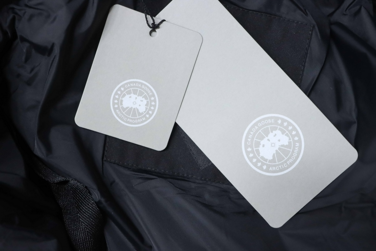 Canada Goose Mystique Parka Classic Long Disc Black