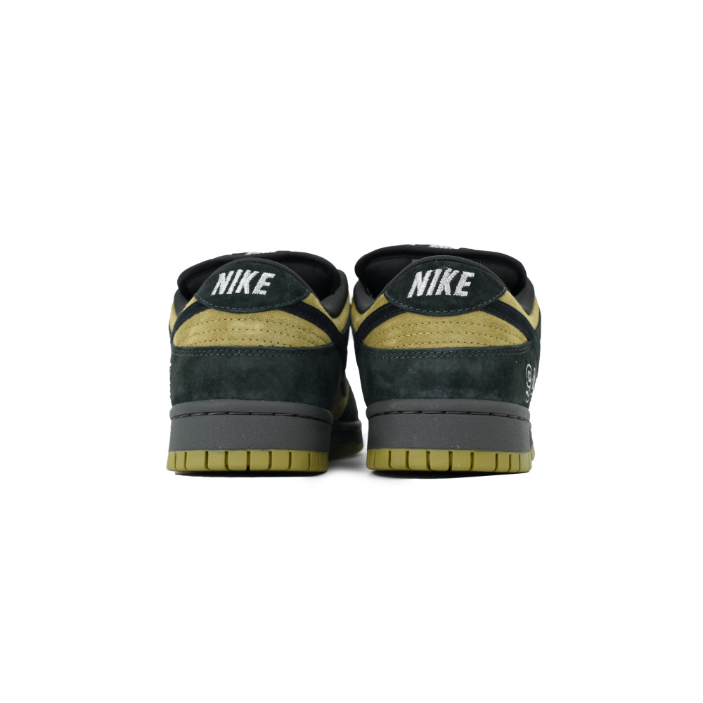 LJR Batch Nike Supreme x Dunk Low SB 'Camper Green' HQ8487-300