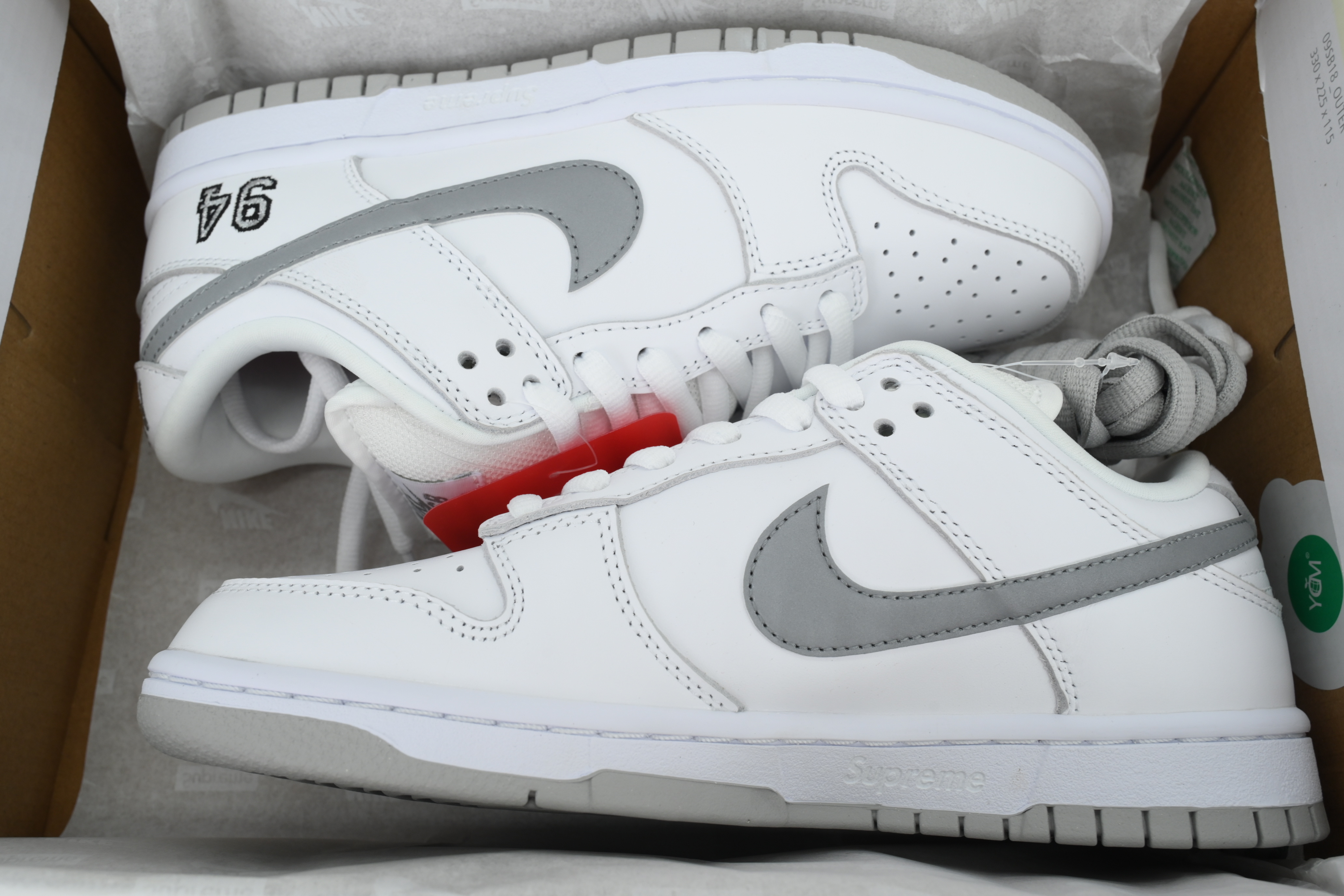 LJR Batch Nike Supreme x Dunk Low SB 'White Metallic Silver' HQ8487-100