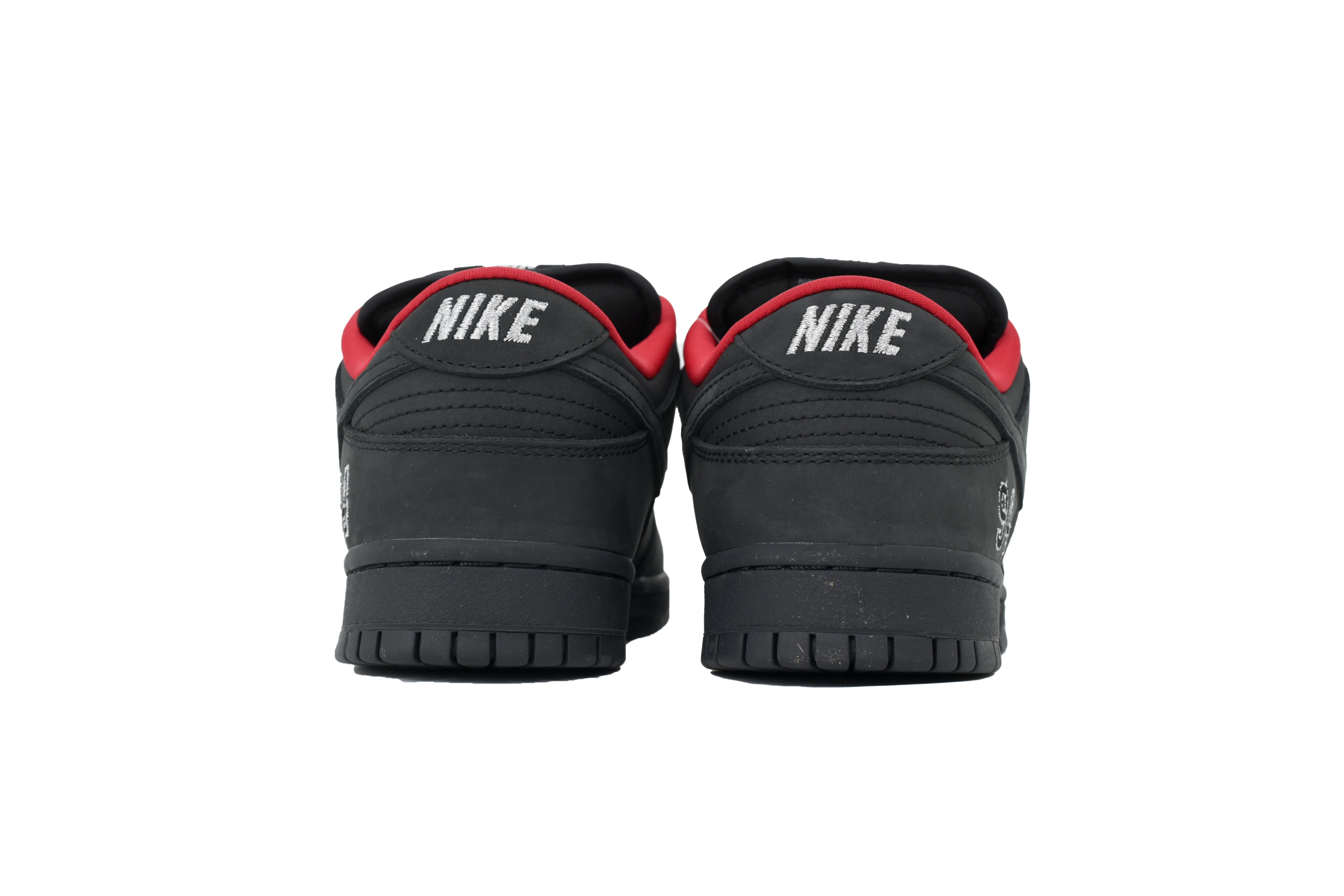 LJR Batch The Powerpuff Girls x Nike SB Dunk Low Black HQ8487-001