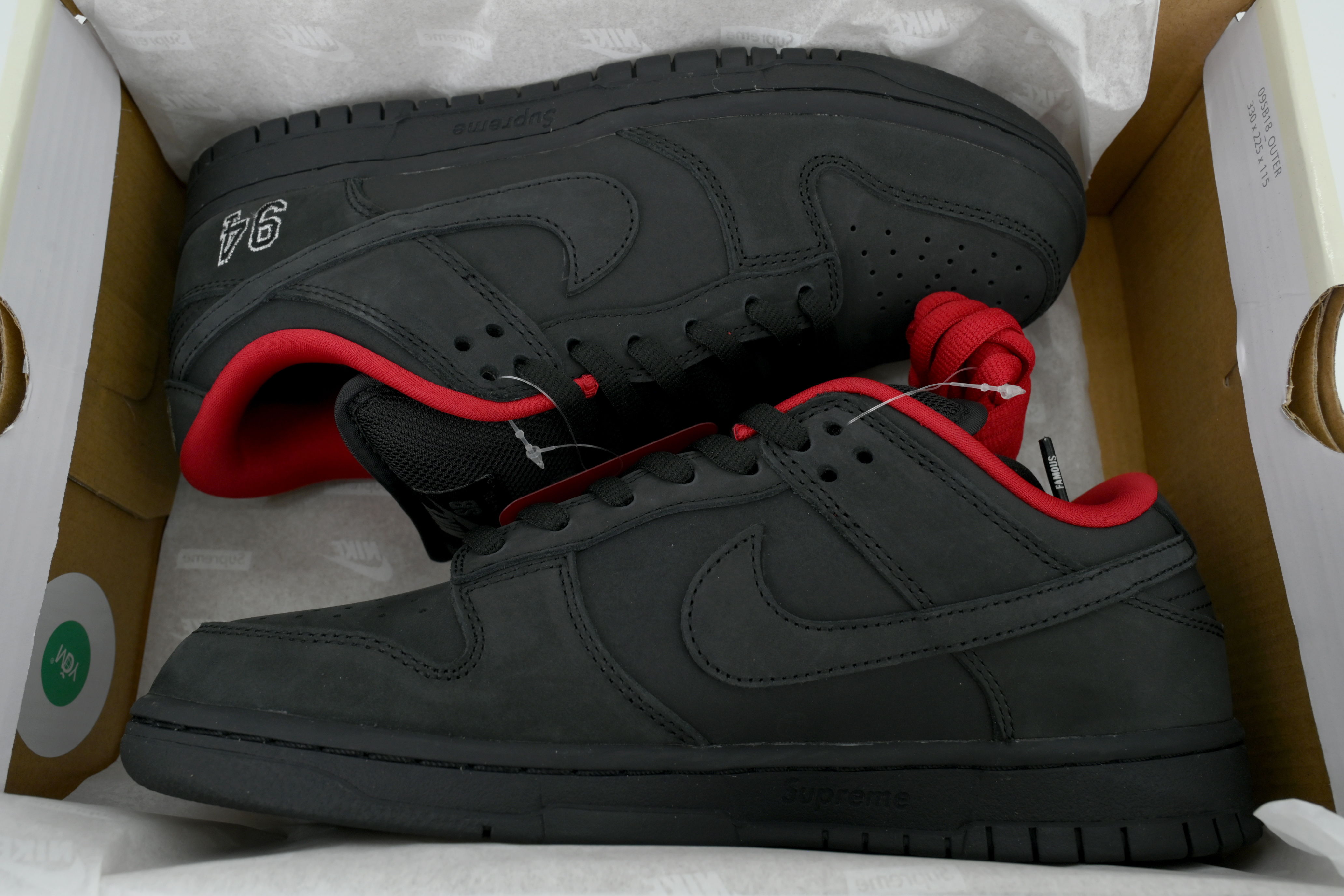 LJR Batch The Powerpuff Girls x Nike SB Dunk Low Black HQ8487-001