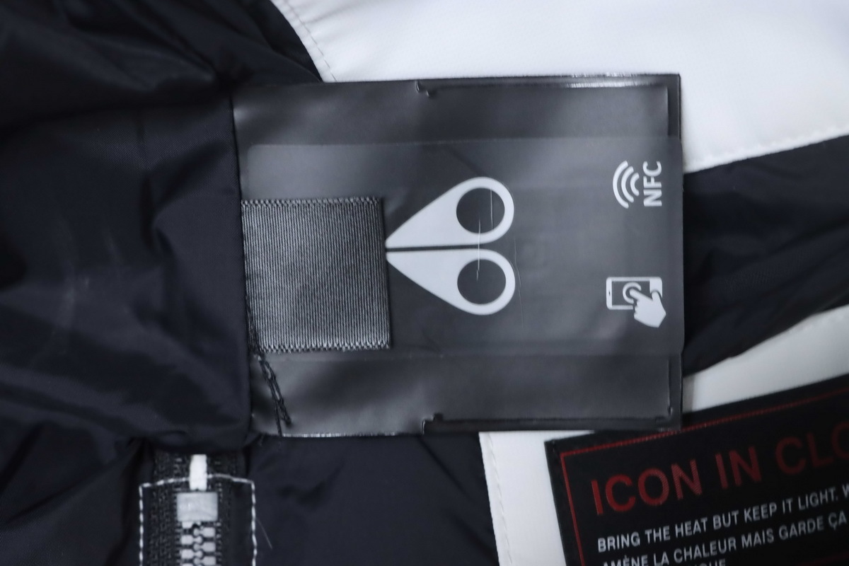  Moose Knuckles Cloud 3Q Down Puffer Jacket White