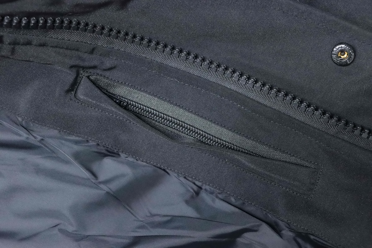 Canada Goose Wyndham Parka Black Down Jacket