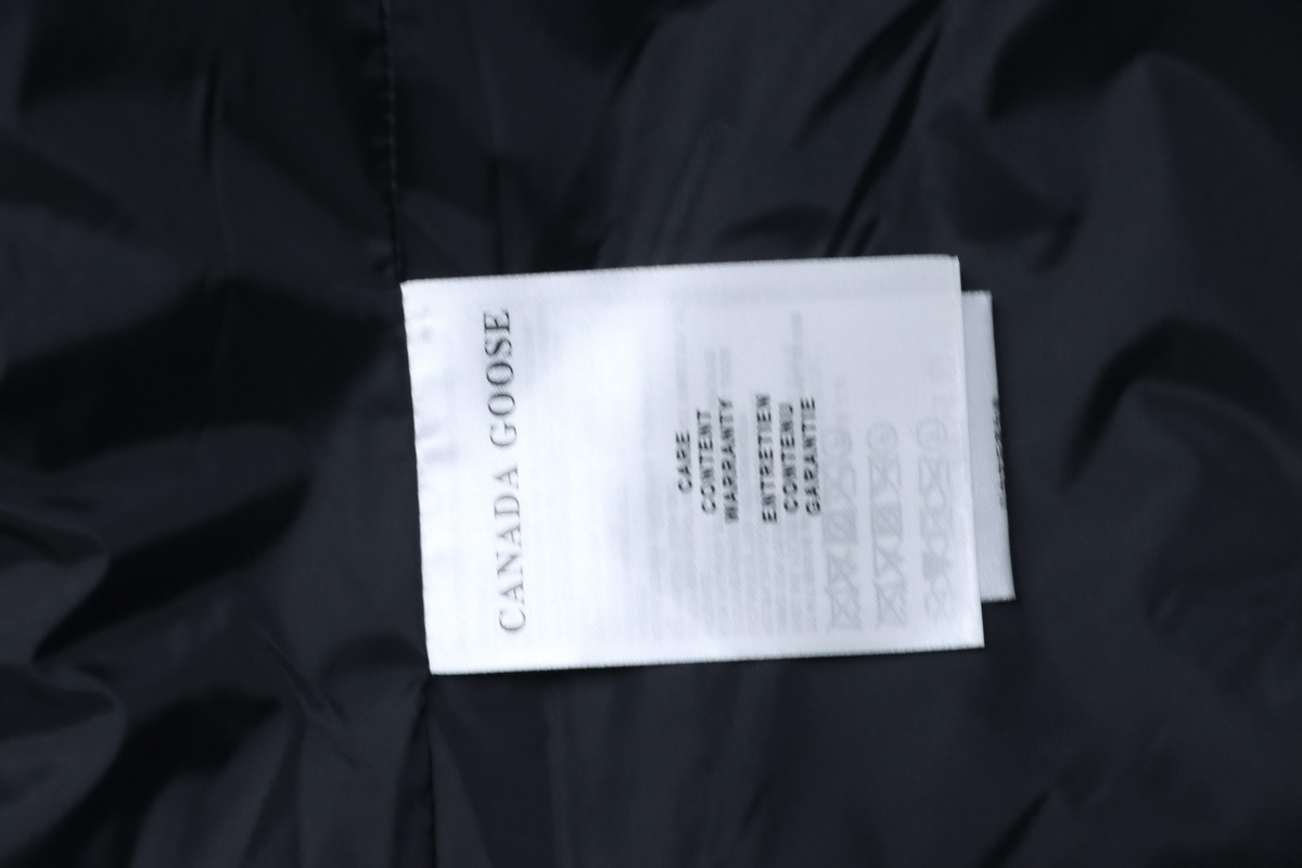 Canada Goose Wyndham Parka White Down Jacket