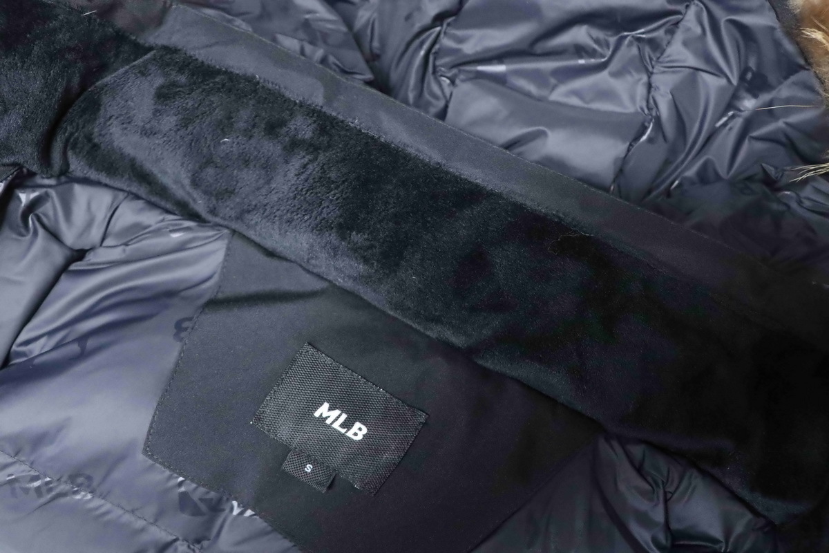  MLB 2nd Generation Black Workwear Down Jacket With Large Fur Collar