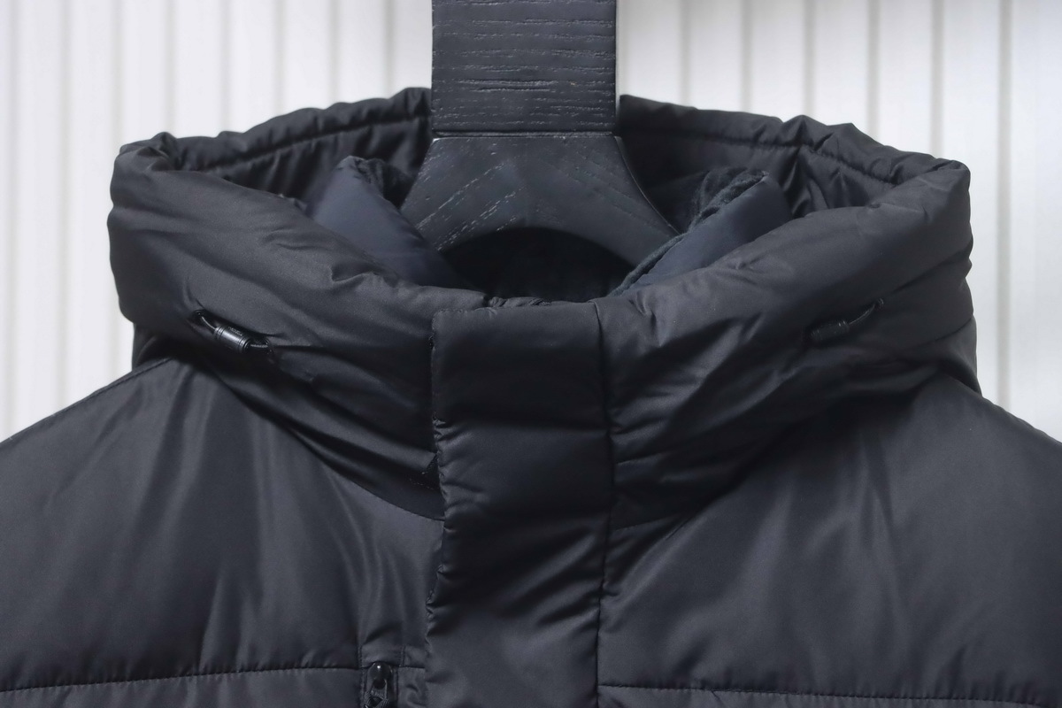 The North Face Long Nuptse Parka Black