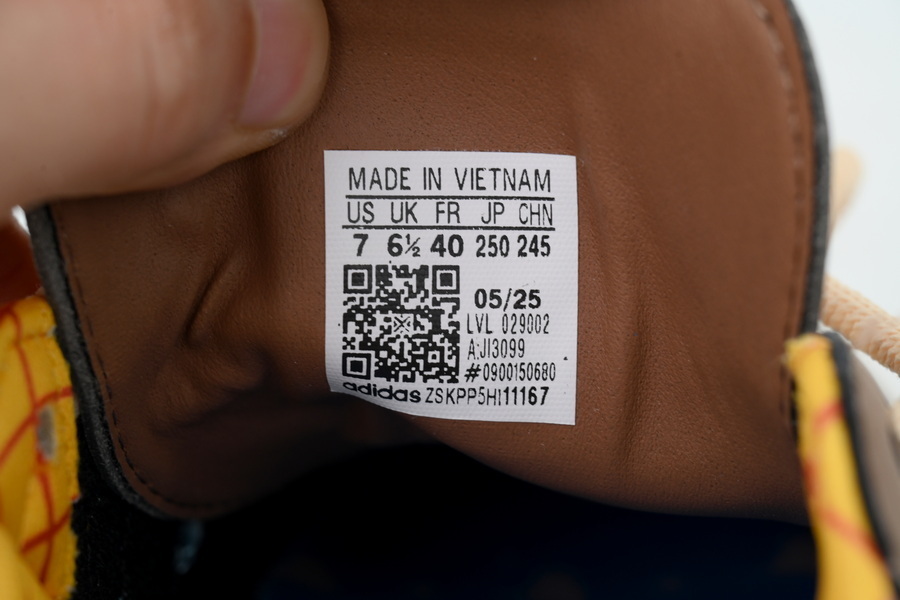 Adidas Toy Story x Adidas Samba OG C 'Woody' JI3099