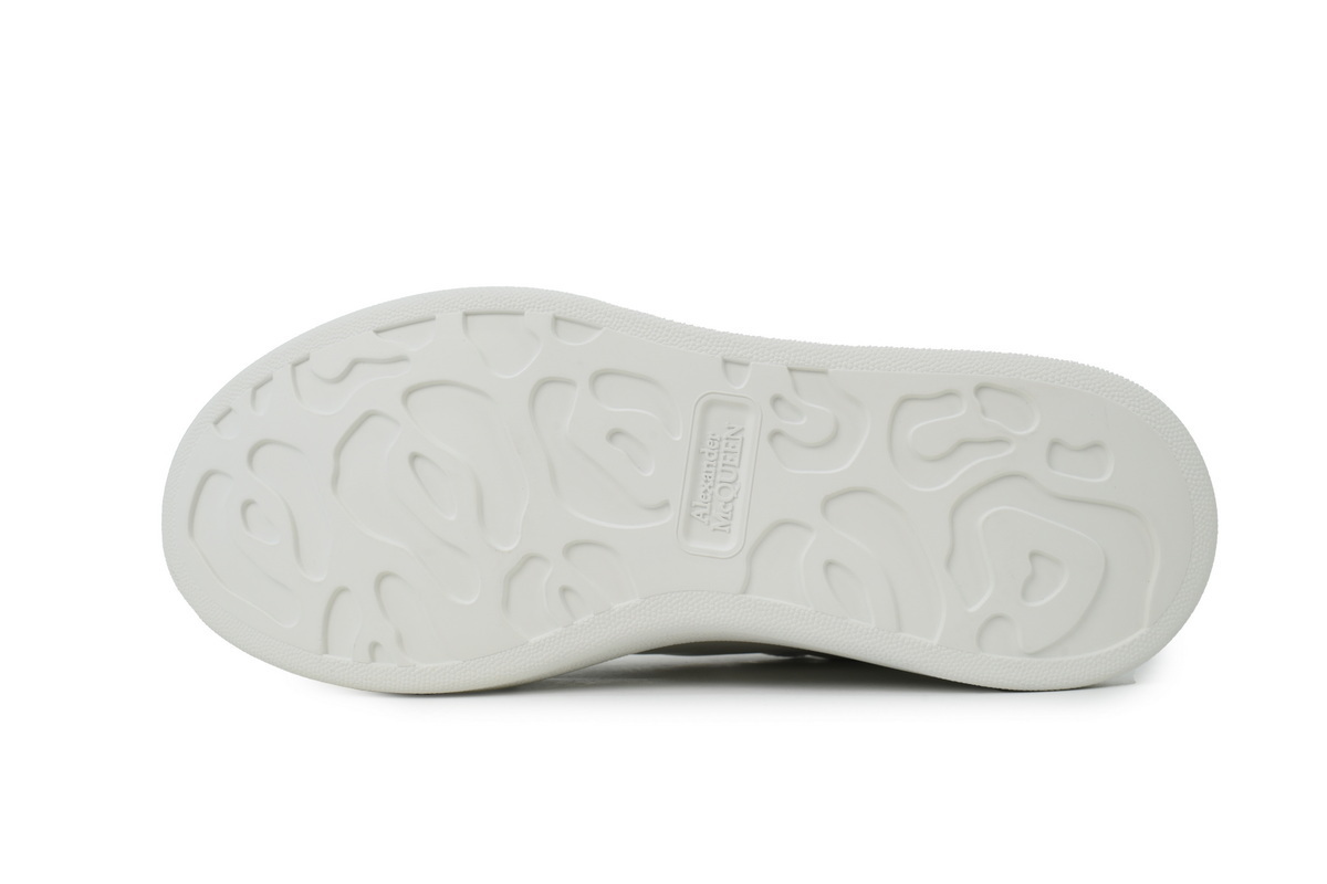 Alexander McQueen Sneaker Black Tail