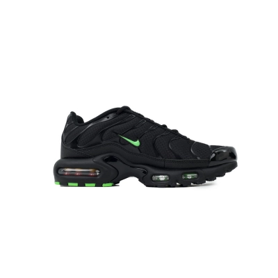 Nike Air Max Plus 'Green Strike' DM0032-024 02