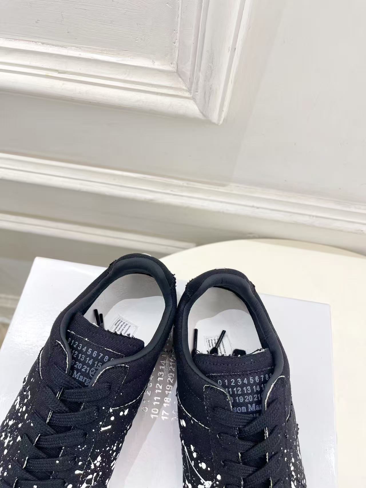 Maison Margiela Replica Paint Splatter Black White PB1231