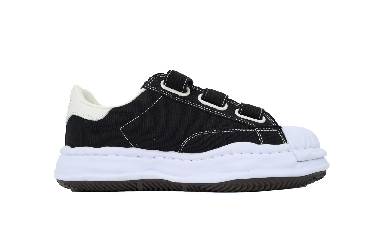 MIHARA YASUHIRO Black And White NO.605