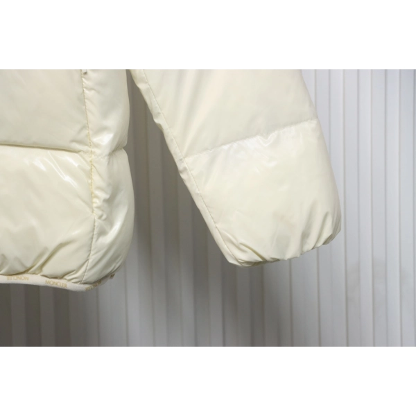 Moncler Abbadia Short Down Jacket White