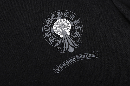 Chrome Hearts Horseshoe Dagger Gradient Logo Tee