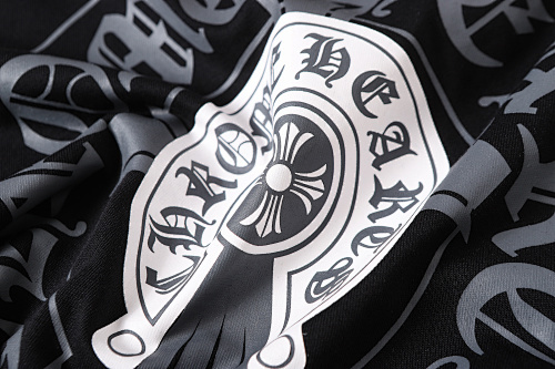 Chrome Hearts Horseshoe Dagger Gradient Logo Tee