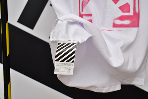 Off White T-Shirt 631
