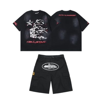 Hellstar T-Shirt Washed Black (NFC) EG692 + Corteiz Alcatraz Cargo Shorts Black 01