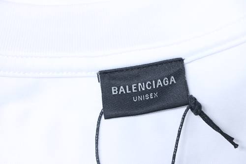 Balenciaga T-shirt #26435