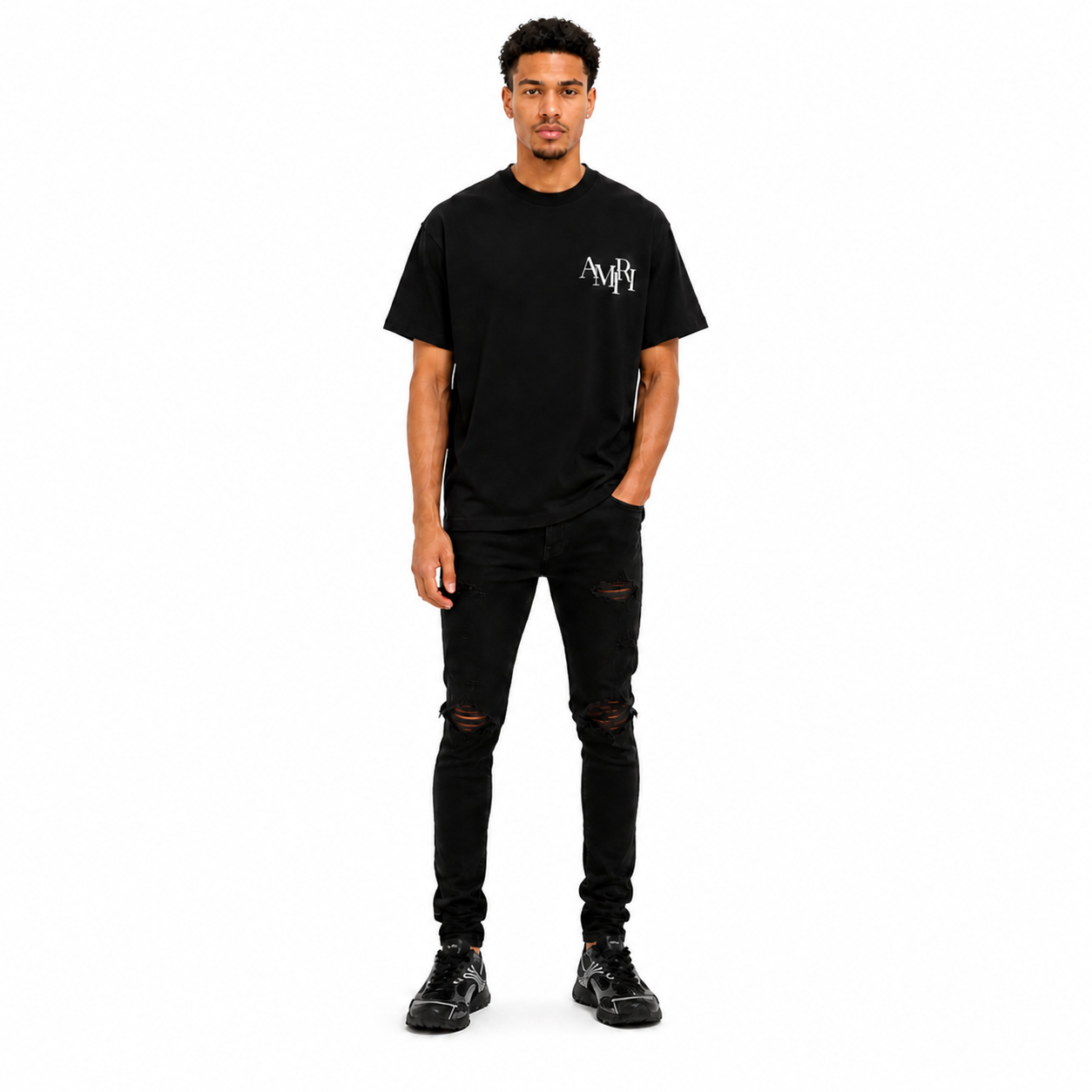 Amiri T-Shirt 677 + Amiri Black MX1 Jeans