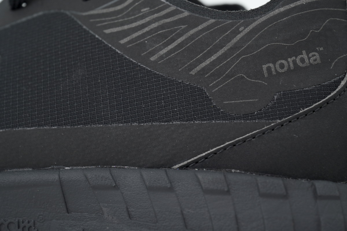 ZEGNA x norda All Black S5631Z-NER 